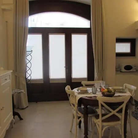 Palazzo Marisa Apartment *